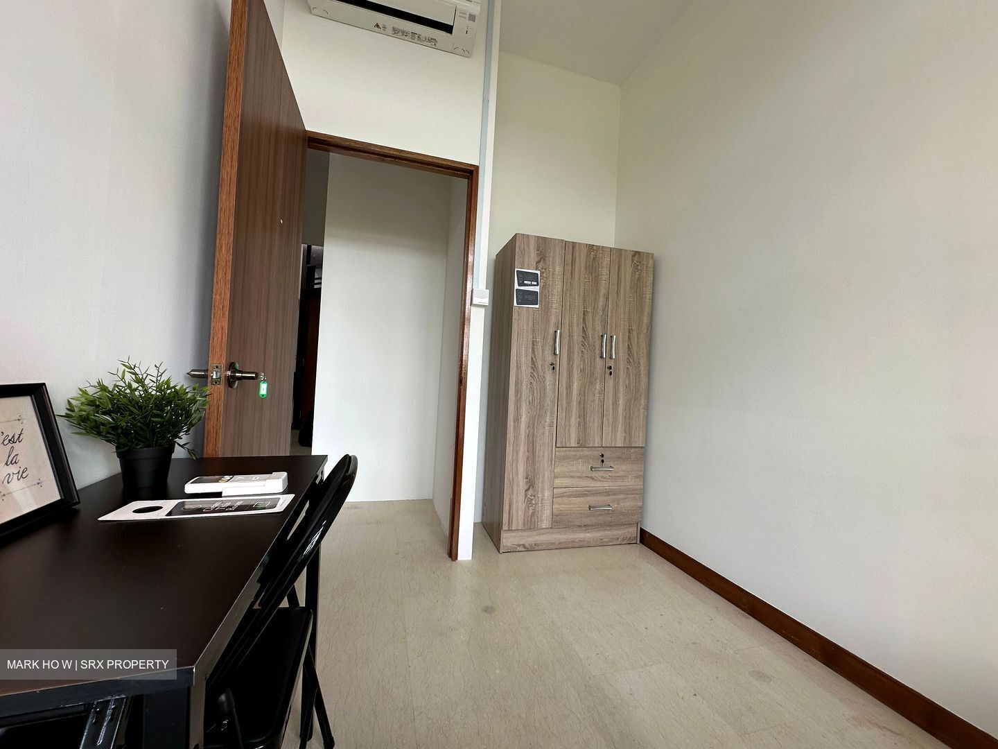 Sheares Ville (D10), Apartment #501700061